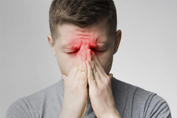 Bệnh viêm xoang và các triệu chứng đi kèm